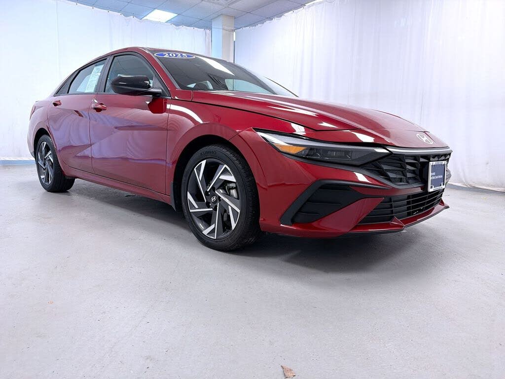 2025 Hyundai Elantra SEL Sport FWD