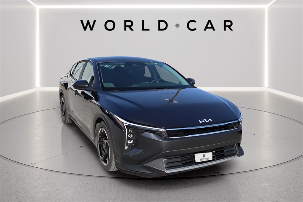 2025 Kia K4 EX FWD