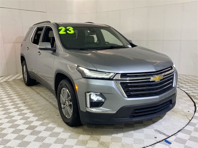 2023 Chevrolet Traverse LT Leather FWD