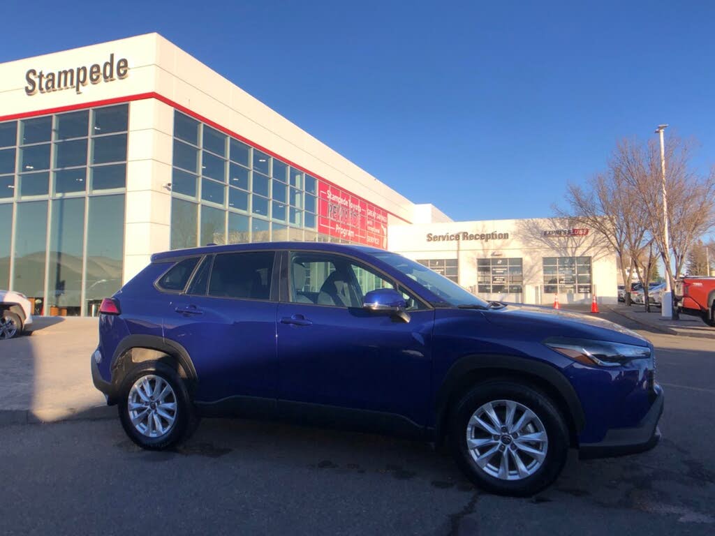 2024 Toyota Corolla Cross LE AWD