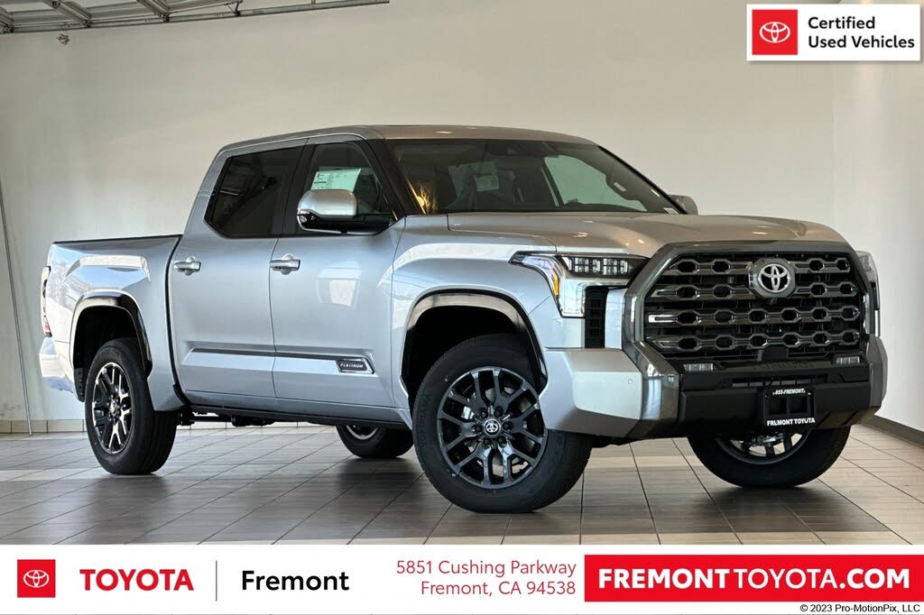 2025 Toyota Tundra Platinum CrewMax Cab 4WD