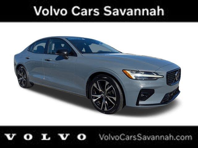 2023 Volvo S60 B5 Plus Dark Theme AWD