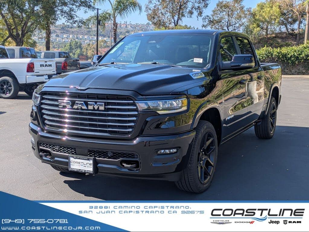 2026 RAM 1500 Laramie Crew Cab 4WD