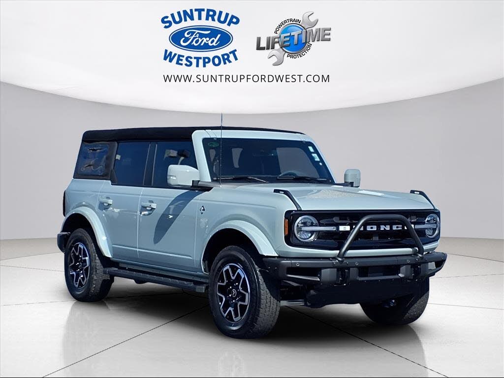 2023 Ford Bronco Outer Banks Advanced 4-Door 4WD