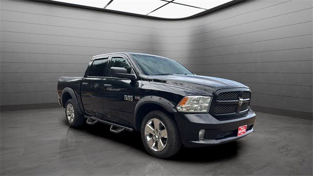 2014 RAM 1500 Express Crew Cab 4WD