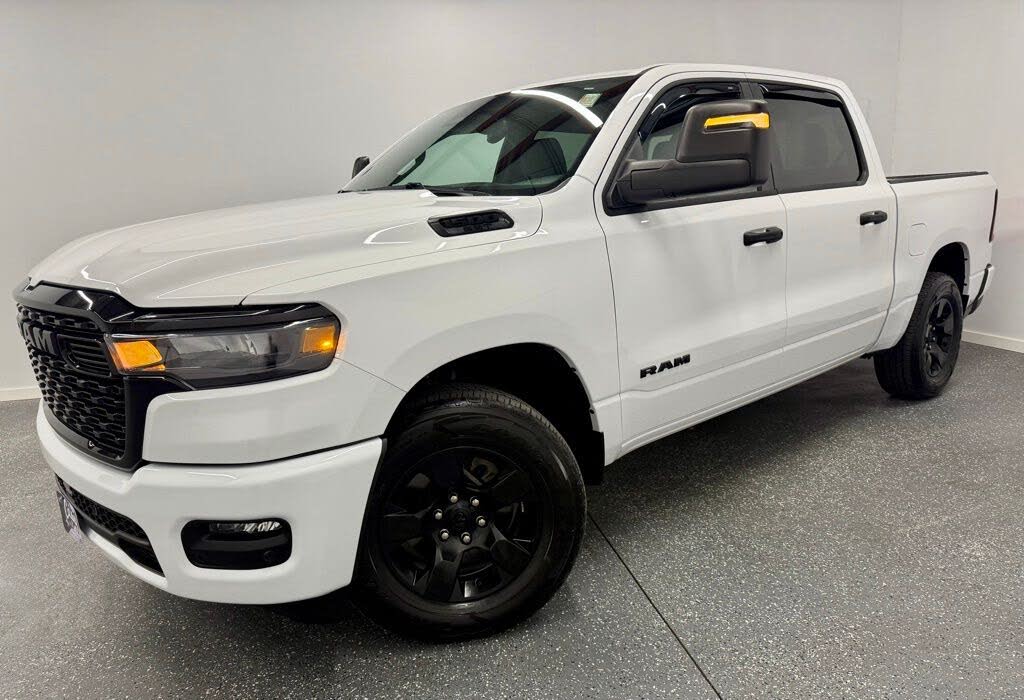 2025 RAM 1500 Tradesman Crew Cab 4WD