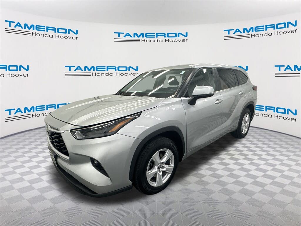 2023 Toyota Highlander LE FWD