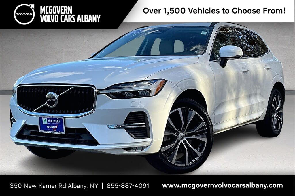 2022 Volvo XC60 B5 Momentum AWD