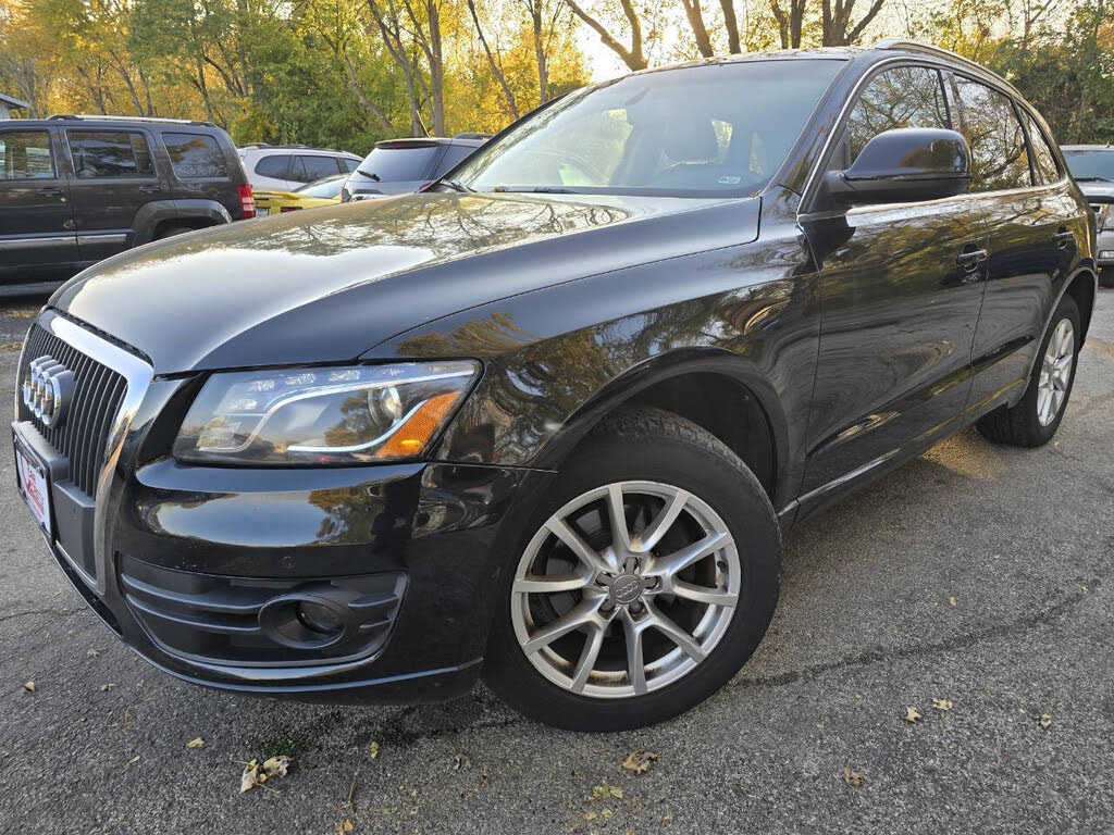 2011 Audi Q5 2.0T quattro Premium Plus