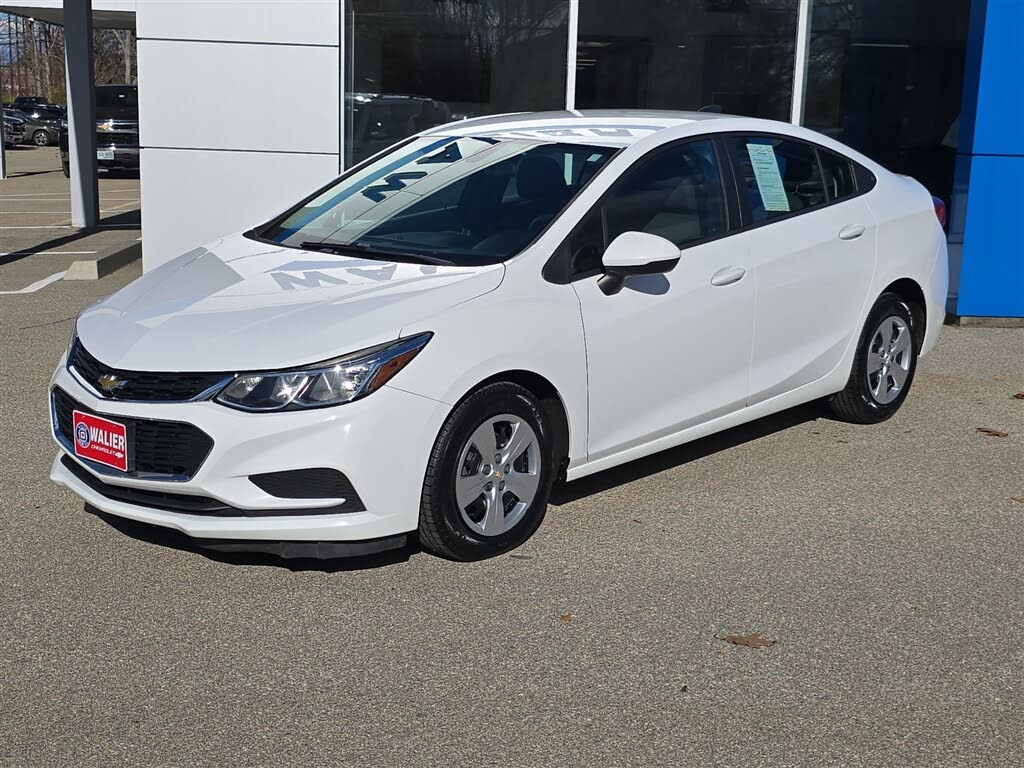 2018 Chevrolet Cruze LS Sedan FWD
