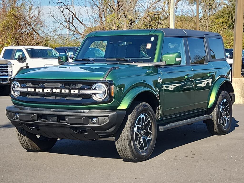 2024 Ford Bronco Outer Banks 4-Door 4WD