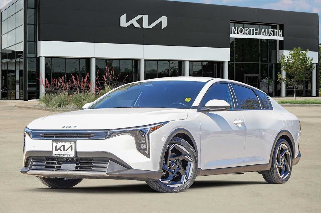 2025 Kia K4 EX FWD