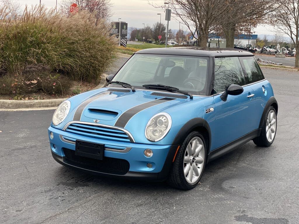 2005 MINI Cooper S Hatchback