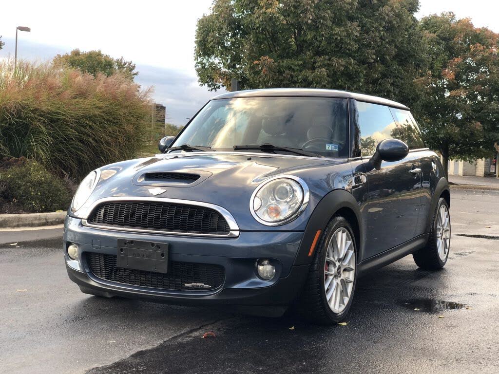 2010 MINI Cooper John Cooper Works