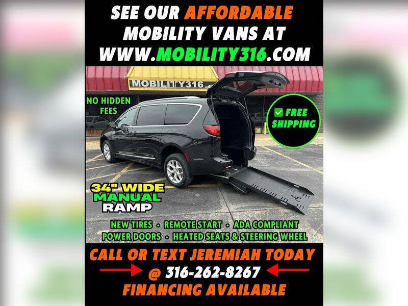 2020 Chrysler Pacifica Touring L 35th Anniversary FWD