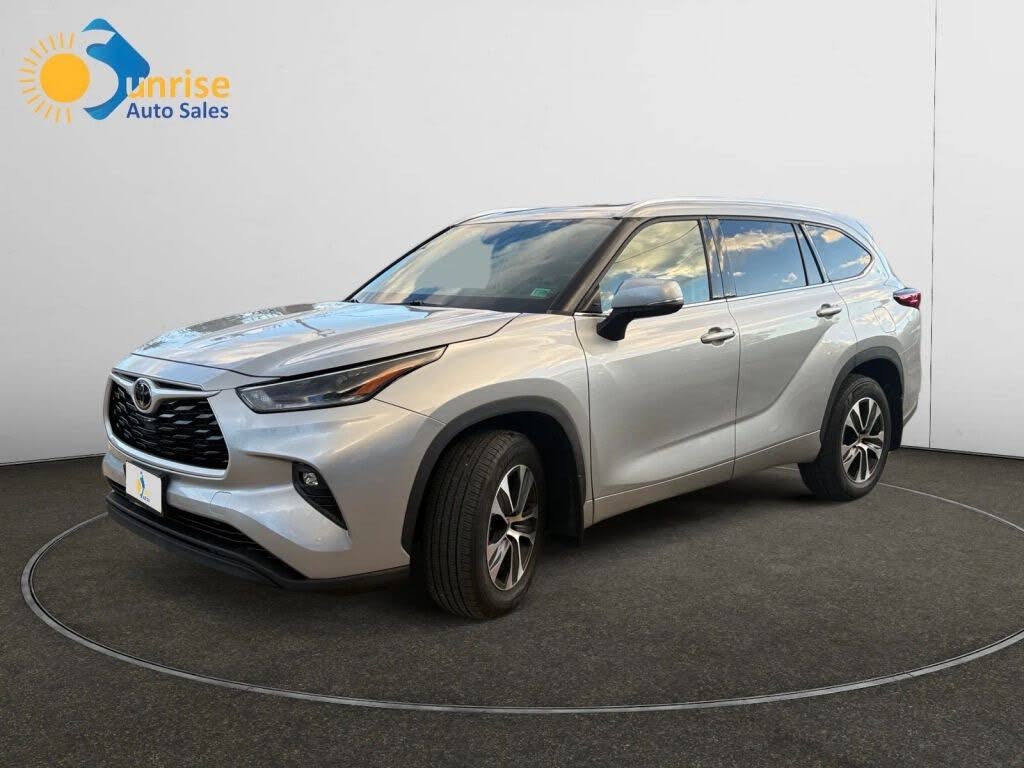 2021 Toyota Highlander XLE AWD