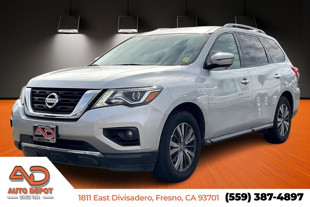 2020 Nissan Pathfinder SL FWD