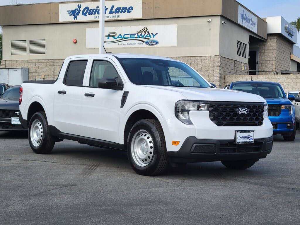 2025 Ford Maverick XL SuperCrew FWD
