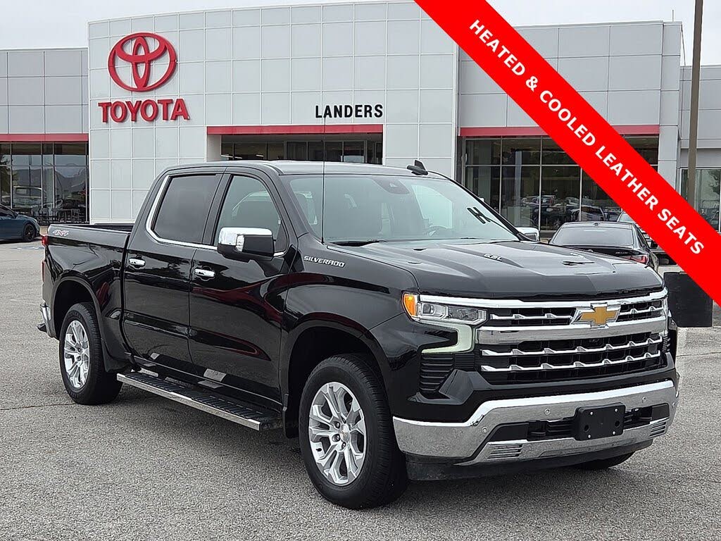 2023 Chevrolet Silverado 1500 LTZ Crew Cab 4WD