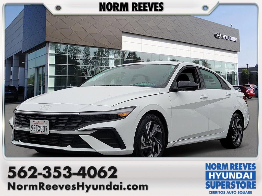 2025 Hyundai Elantra SEL Sport FWD