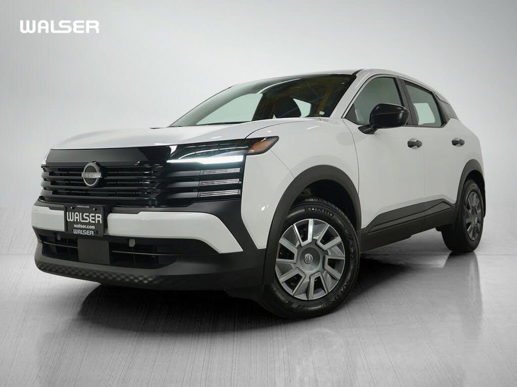 2025 Nissan Kicks S AWD