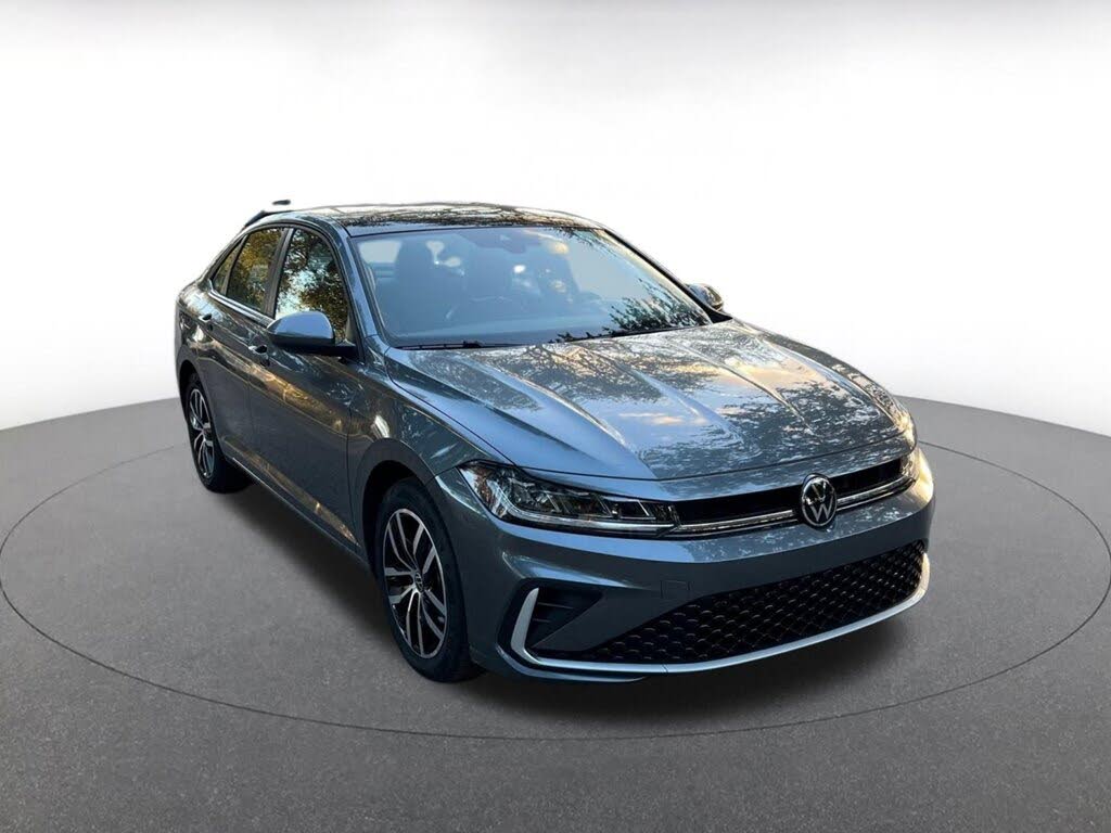 2025 Volkswagen Jetta SE FWD
