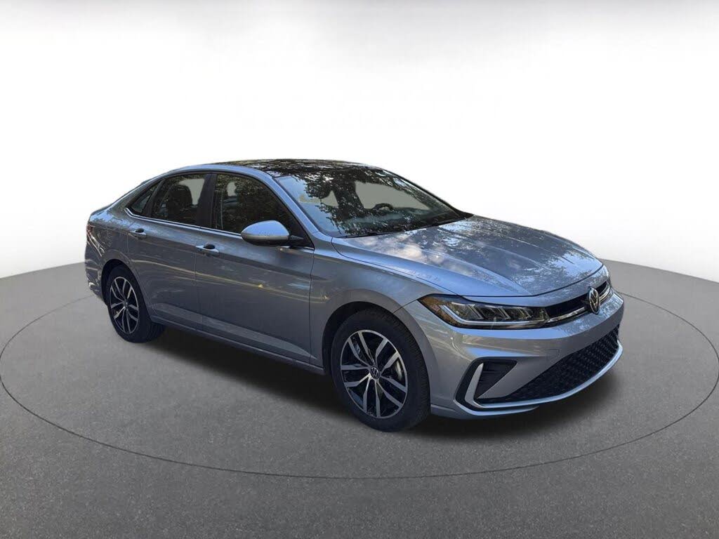 2025 Volkswagen Jetta SE FWD