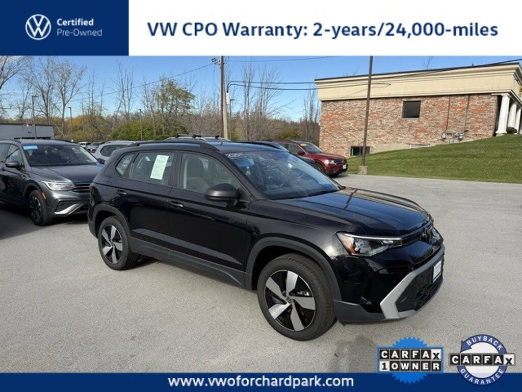 2025 Volkswagen Taos S 4Motion