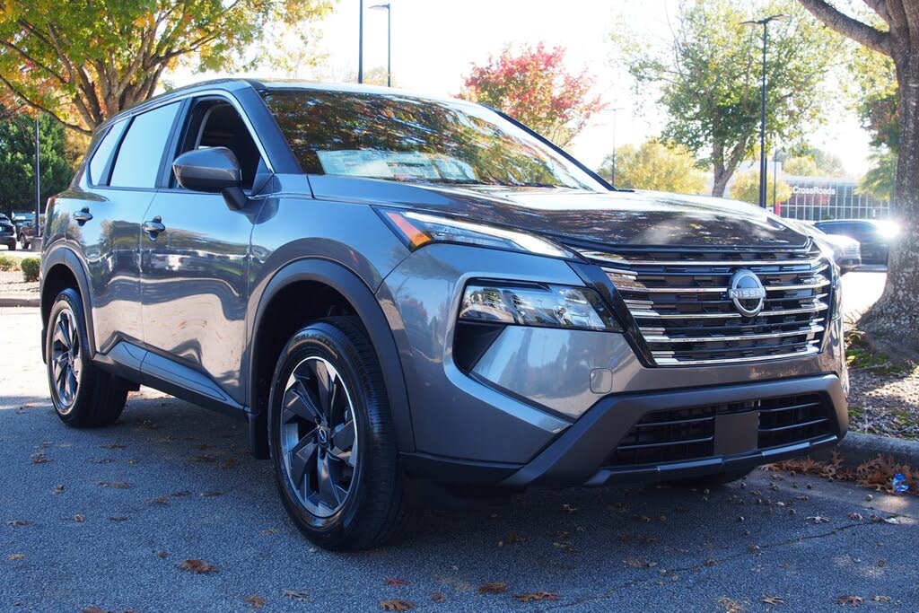 2026 Nissan Rogue SV FWD