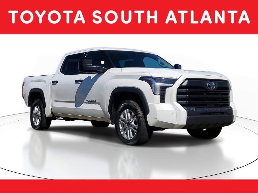 2022 Toyota Tundra SR5 CrewMax Cab 4WD