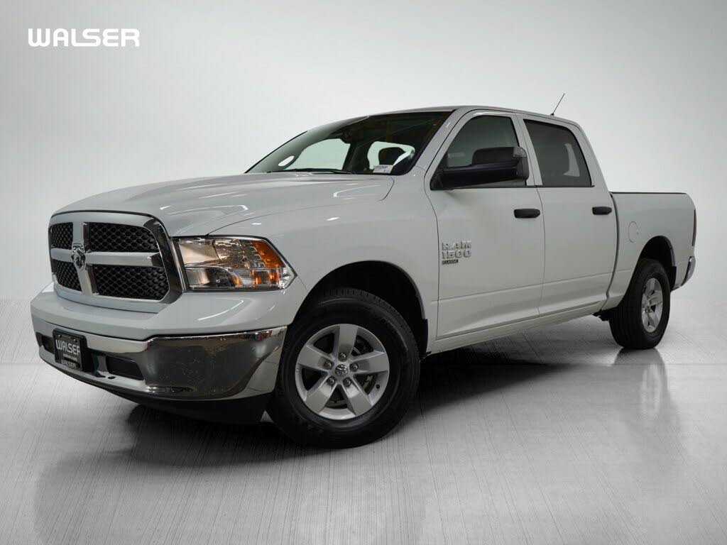 2023 RAM 1500 Classic SLT Crew Cab 4WD