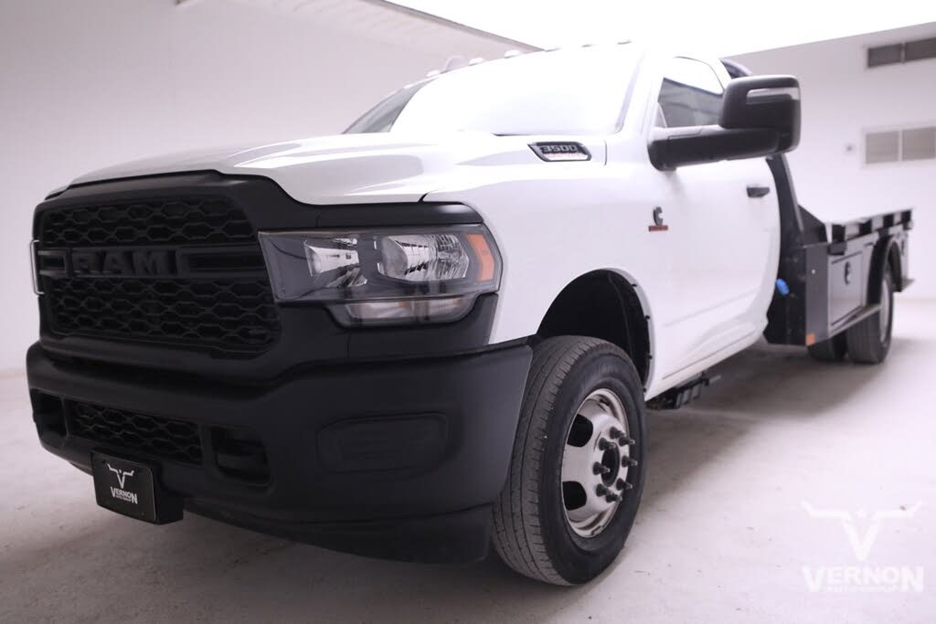 2024 RAM 3500 Chassis Tradesman Regular Cab LB DRW 4WD