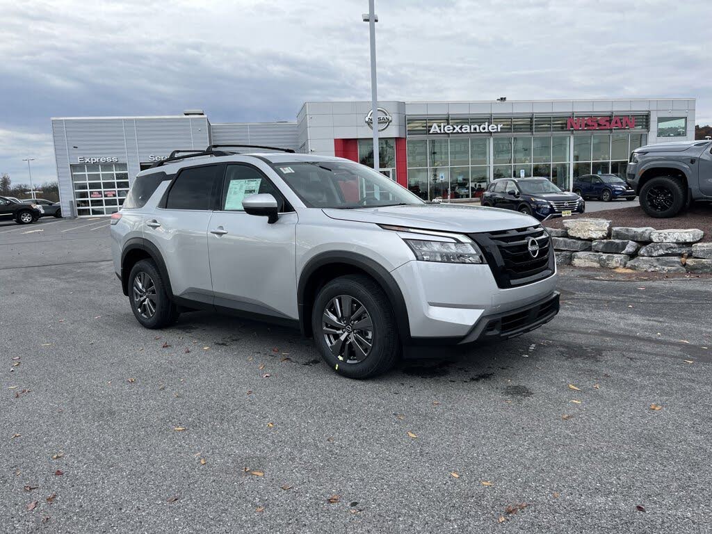2025 Nissan Pathfinder SV 4WD
