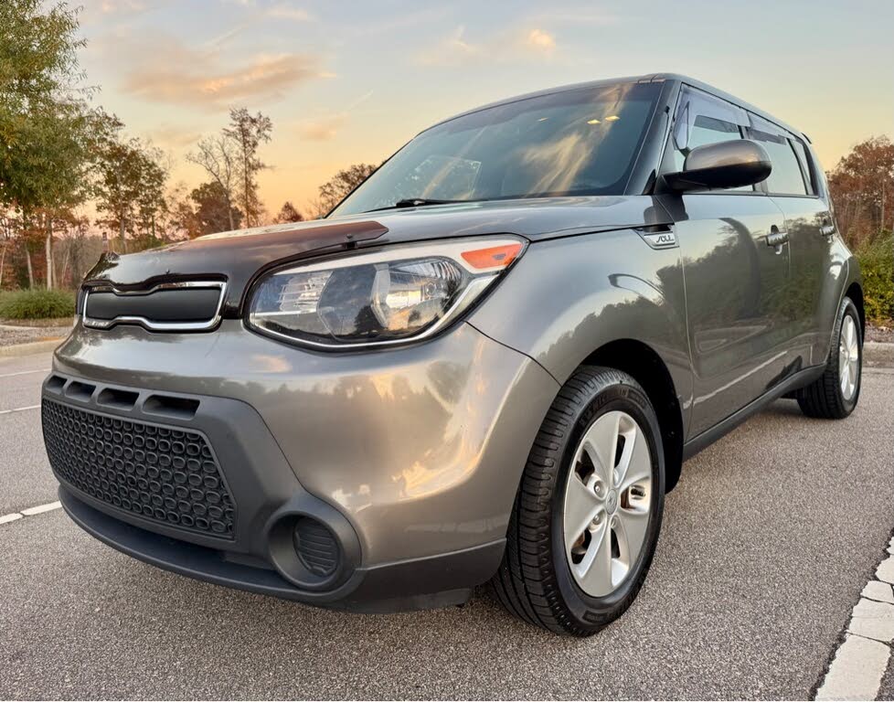 2016 Kia Soul +