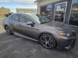 Toyota Camry SE FWD