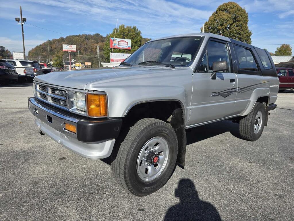 1989 Toyota 4Runner 2 Dr SR5 V6