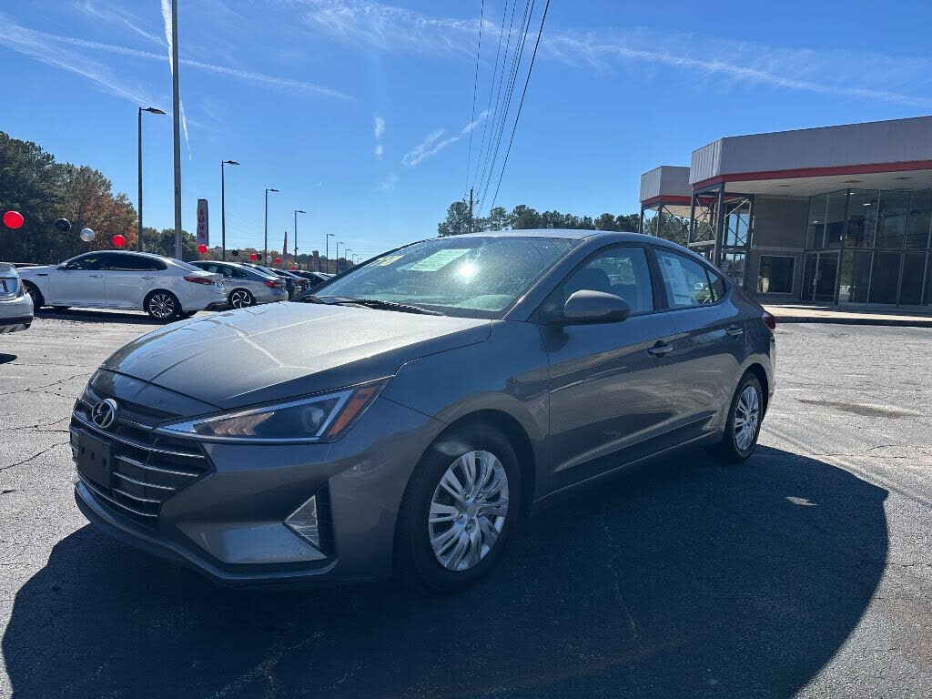 2019 Hyundai Elantra SE FWD