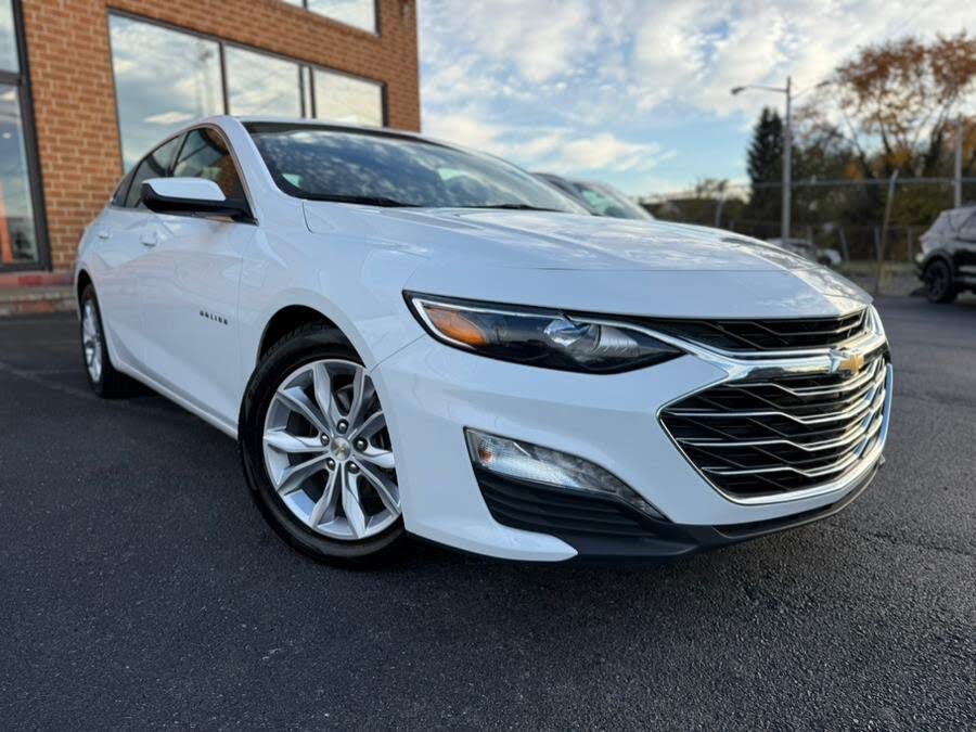 2023 Chevrolet Malibu LT with 1LT FWD