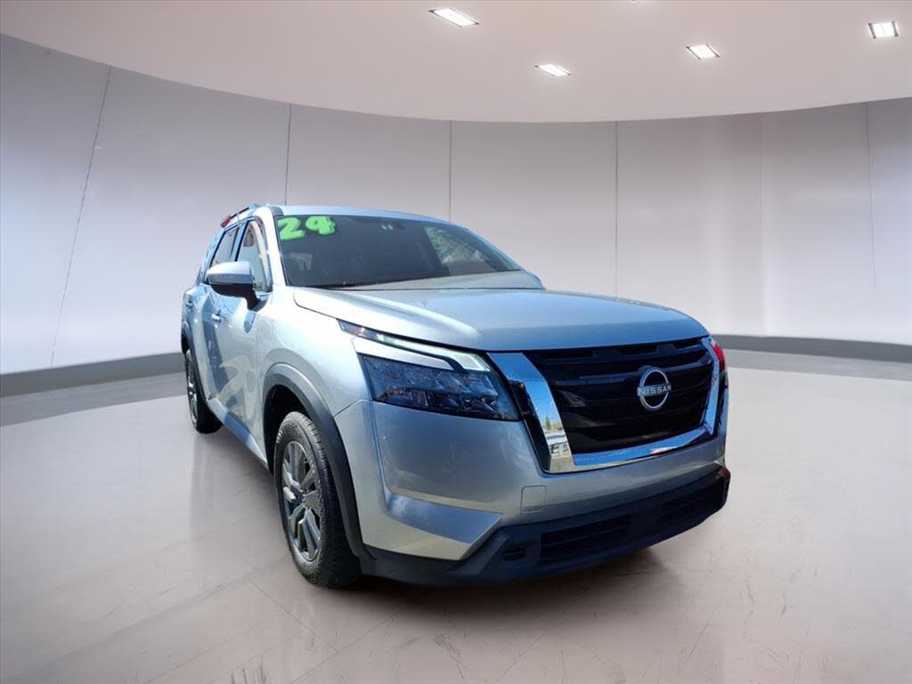 2024 Nissan Pathfinder SV 4WD