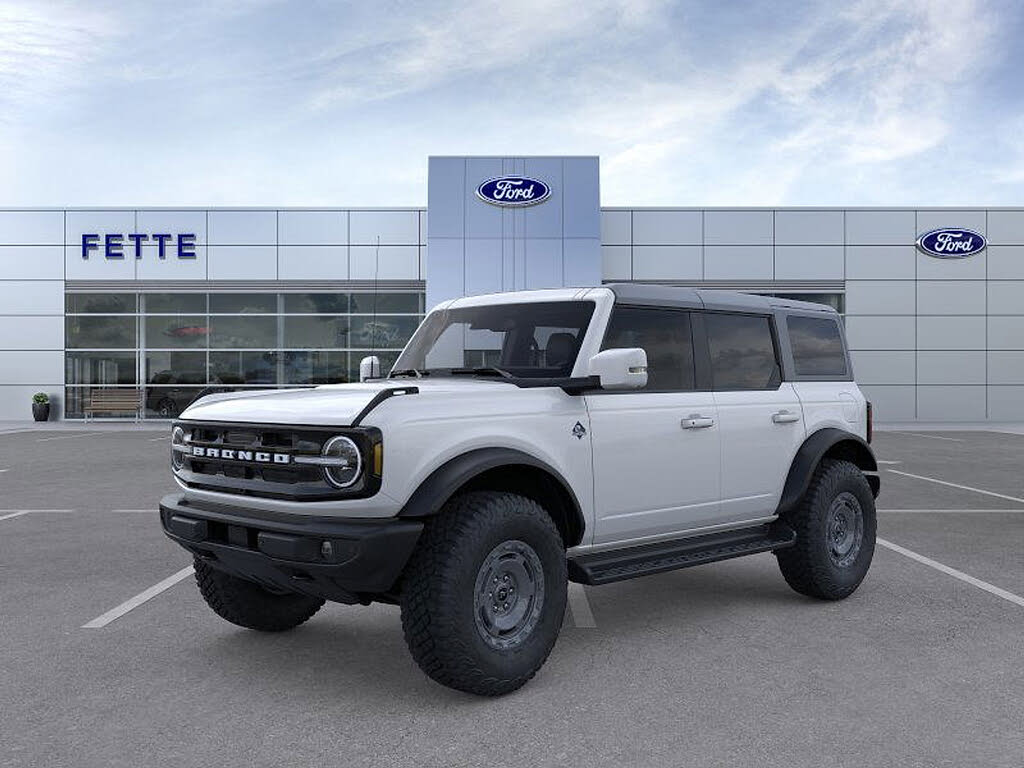 2025 Ford Bronco Outer Banks 4-Door 4WD