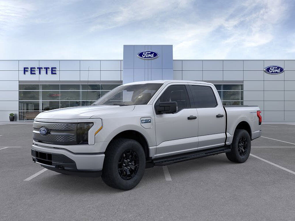 2025 Ford F-150 Lightning XLT SuperCrew AWD