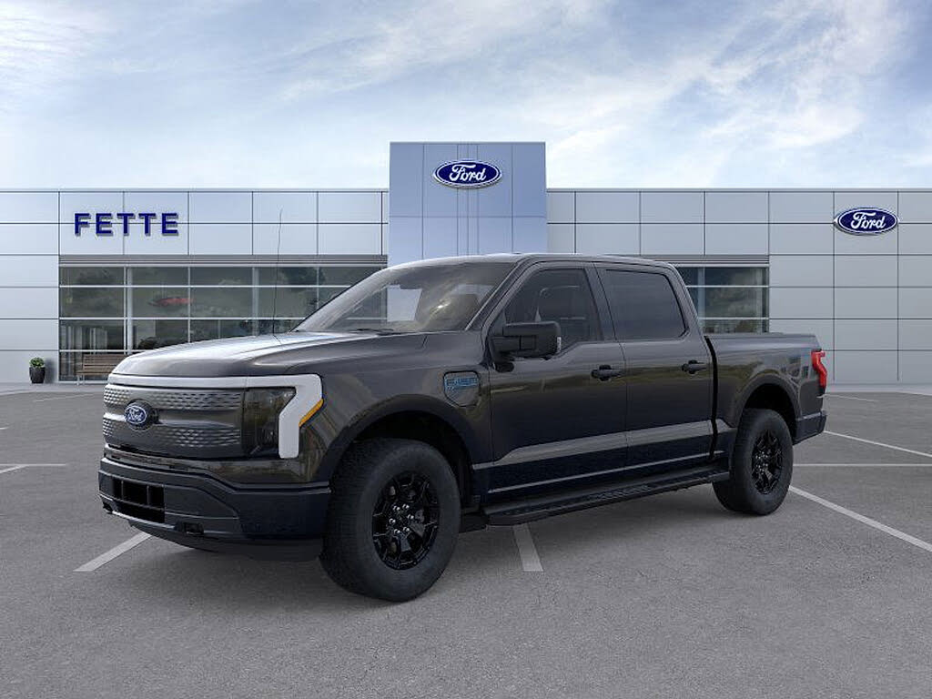 2025 Ford F-150 Lightning XLT SuperCrew AWD