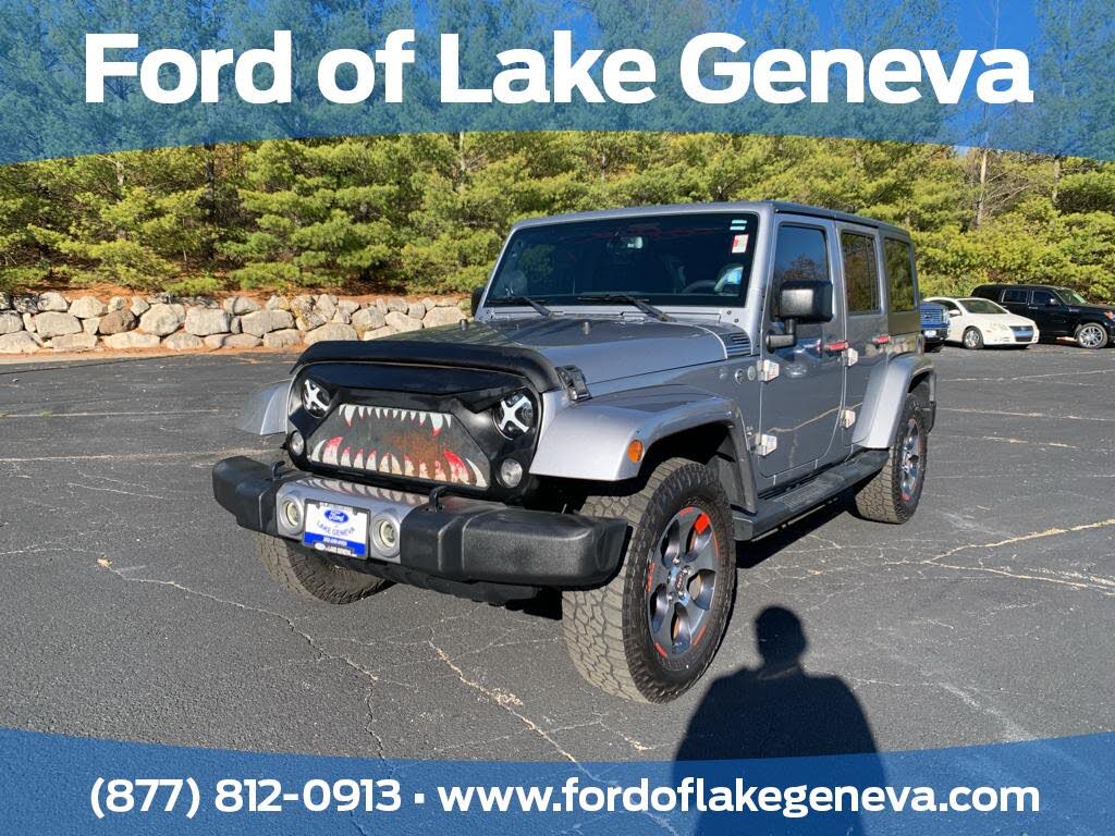 2016 Jeep Wrangler Unlimited Sahara 4WD