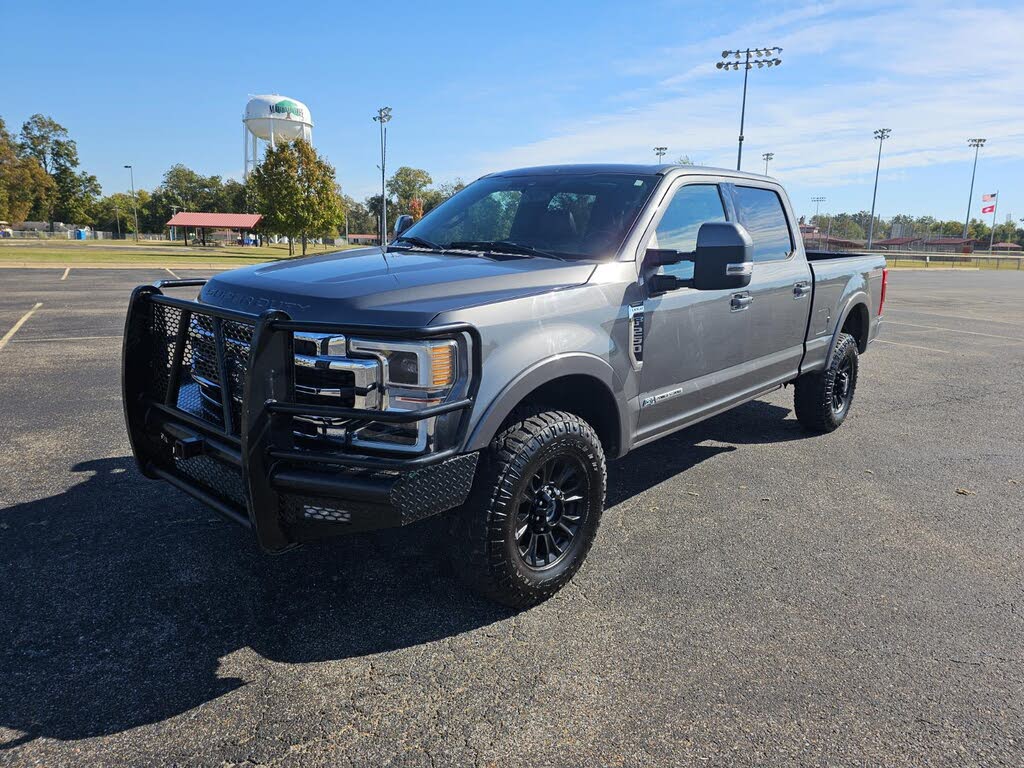 2022 Ford F-250 Super Duty Lariat Crew Cab 4WD