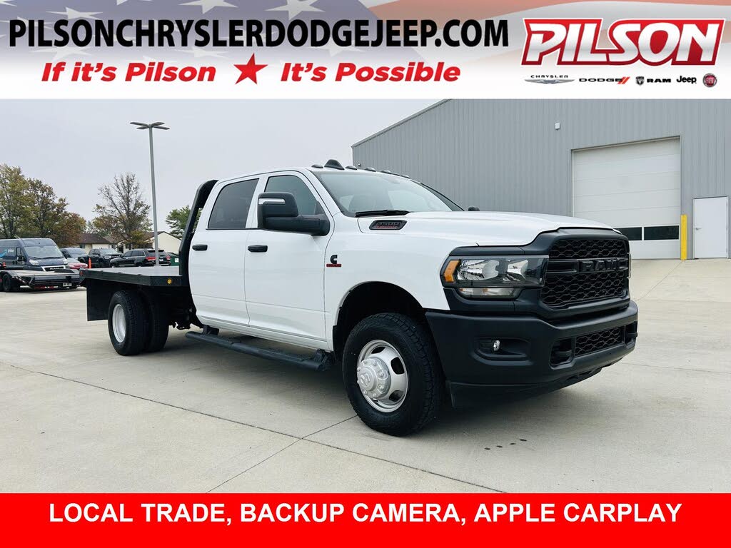 2024 RAM 3500 Chassis Tradesman Crew Cab LB DRW 4WD