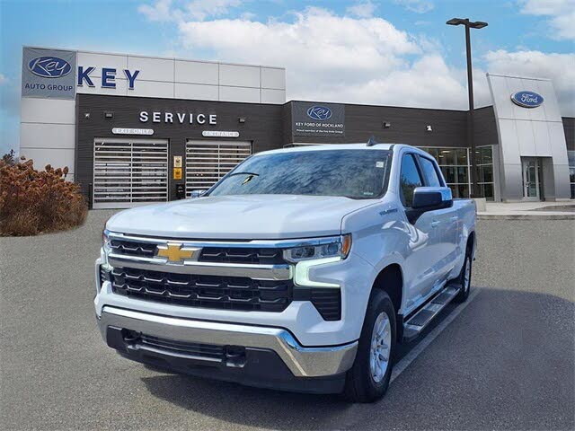 2024 Chevrolet Silverado 1500 LT Crew Cab 4WD