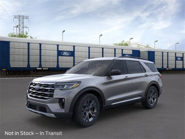 2025 Ford Explorer Active AWD
