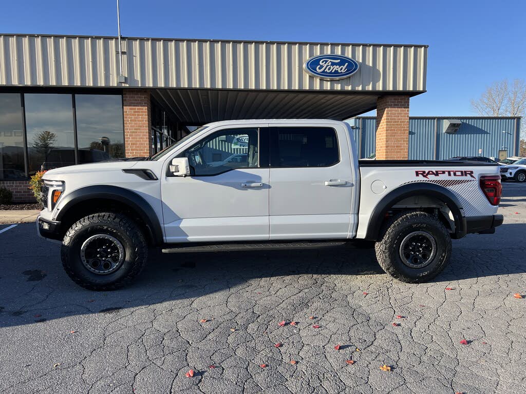 2025 Ford F-150 Raptor SuperCrew 4WD