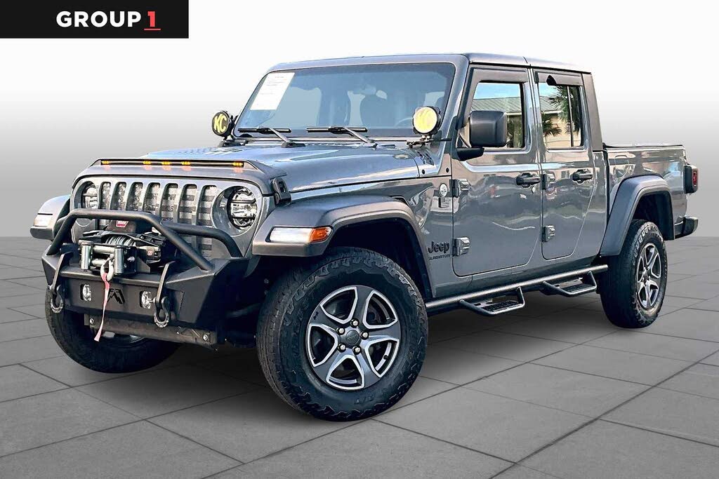 2020 Jeep Gladiator Sport Crew Cab 4WD