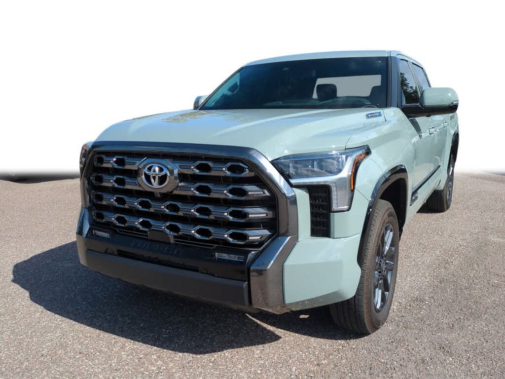 2025 Toyota Tundra Hybrid Platinum HV CrewMax Cab 4WD